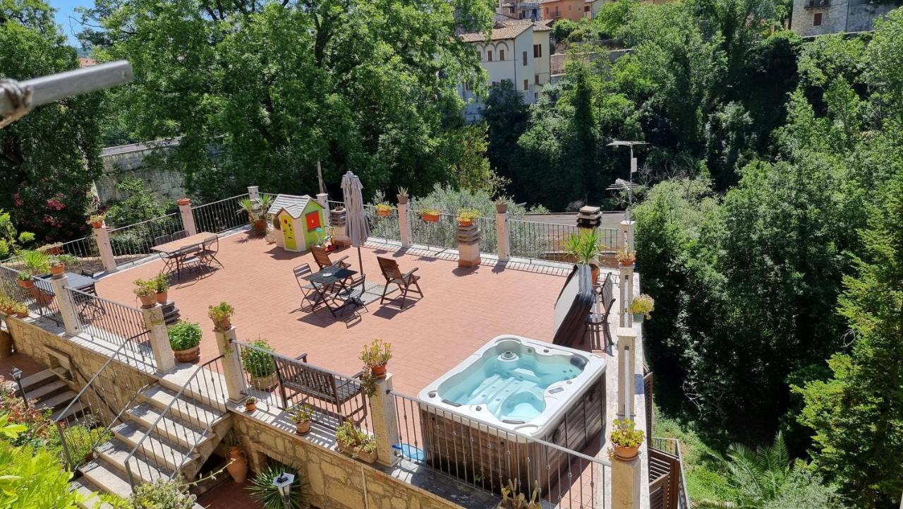 아스콜리피체노 Antico Borgo Piceno B&B 외부 사진