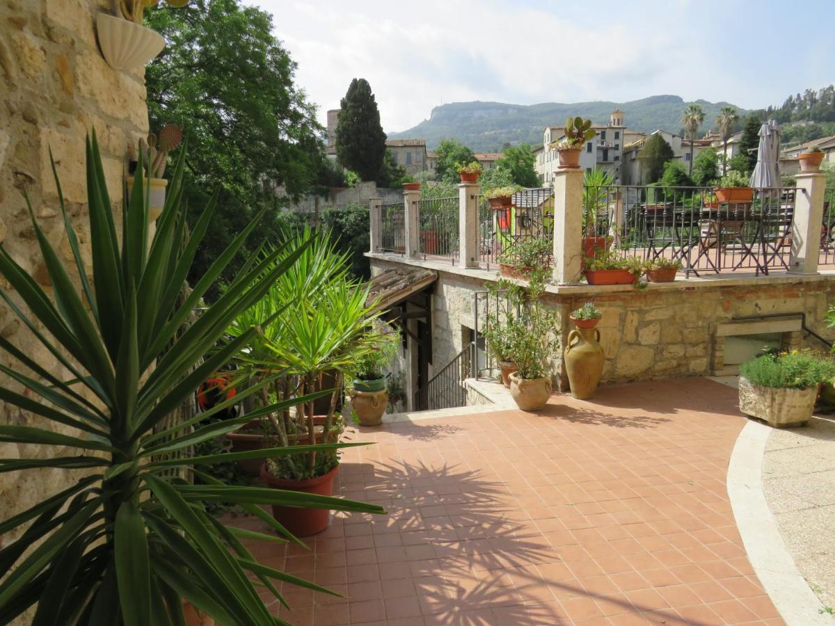 아스콜리피체노 Antico Borgo Piceno B&B 외부 사진